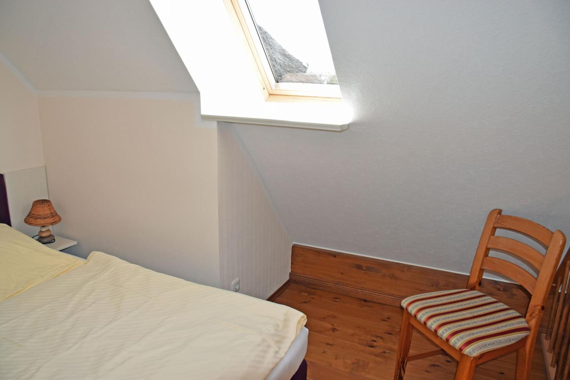 Karolas Landhus Unterm Reetdach Neu Reddevitz Exterior foto